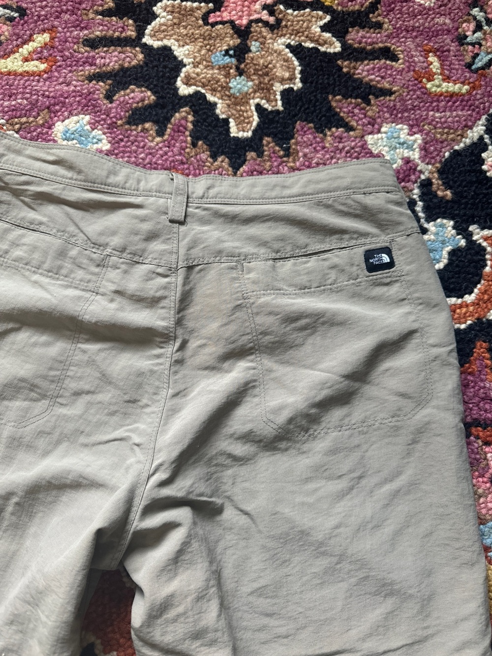 The North Face Womens Lightweight Hiking Capri Pants - Picture 4 of 8